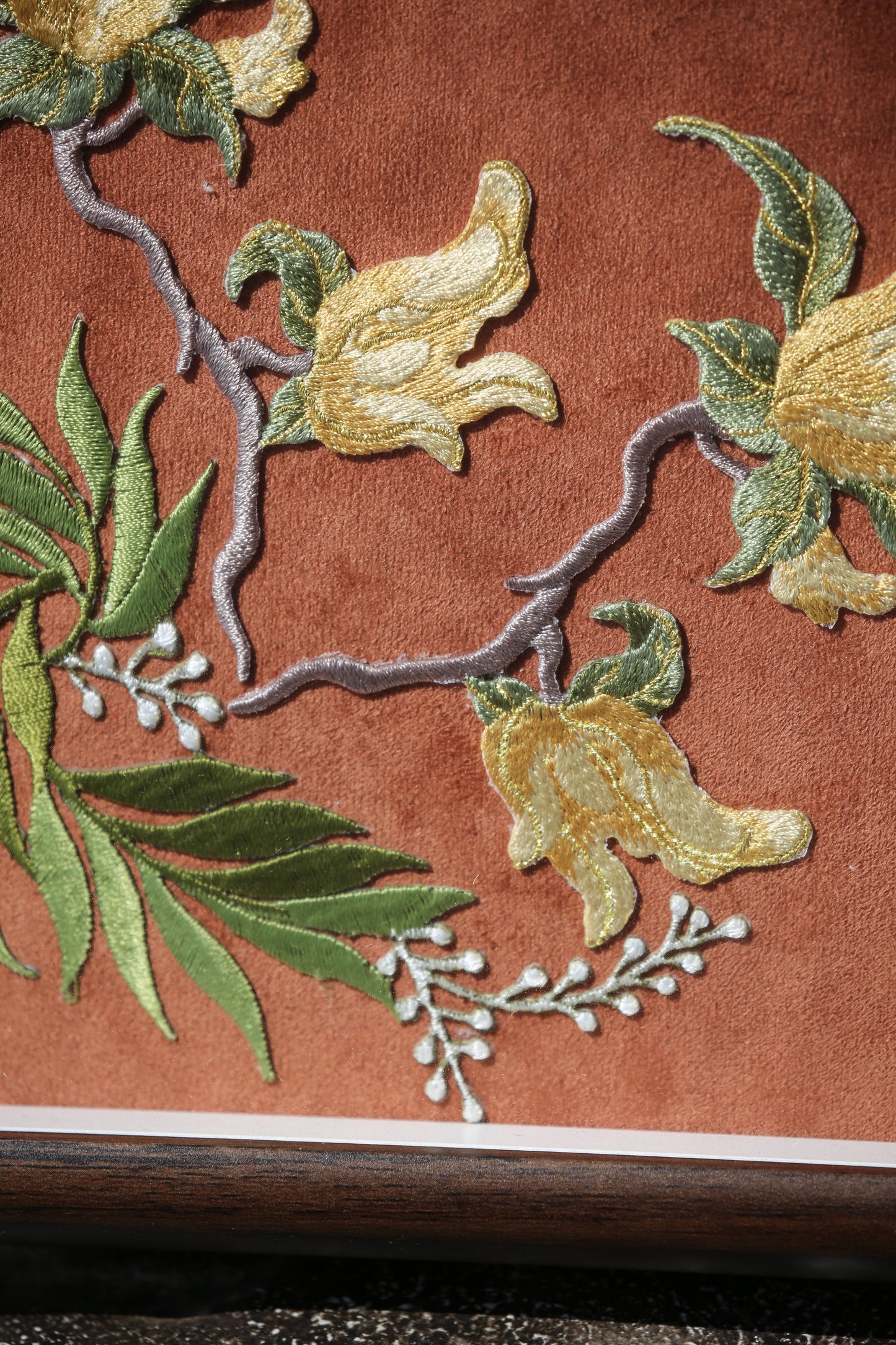 Suede embroidery painting gift box, a gift for friends, a housewarming gift