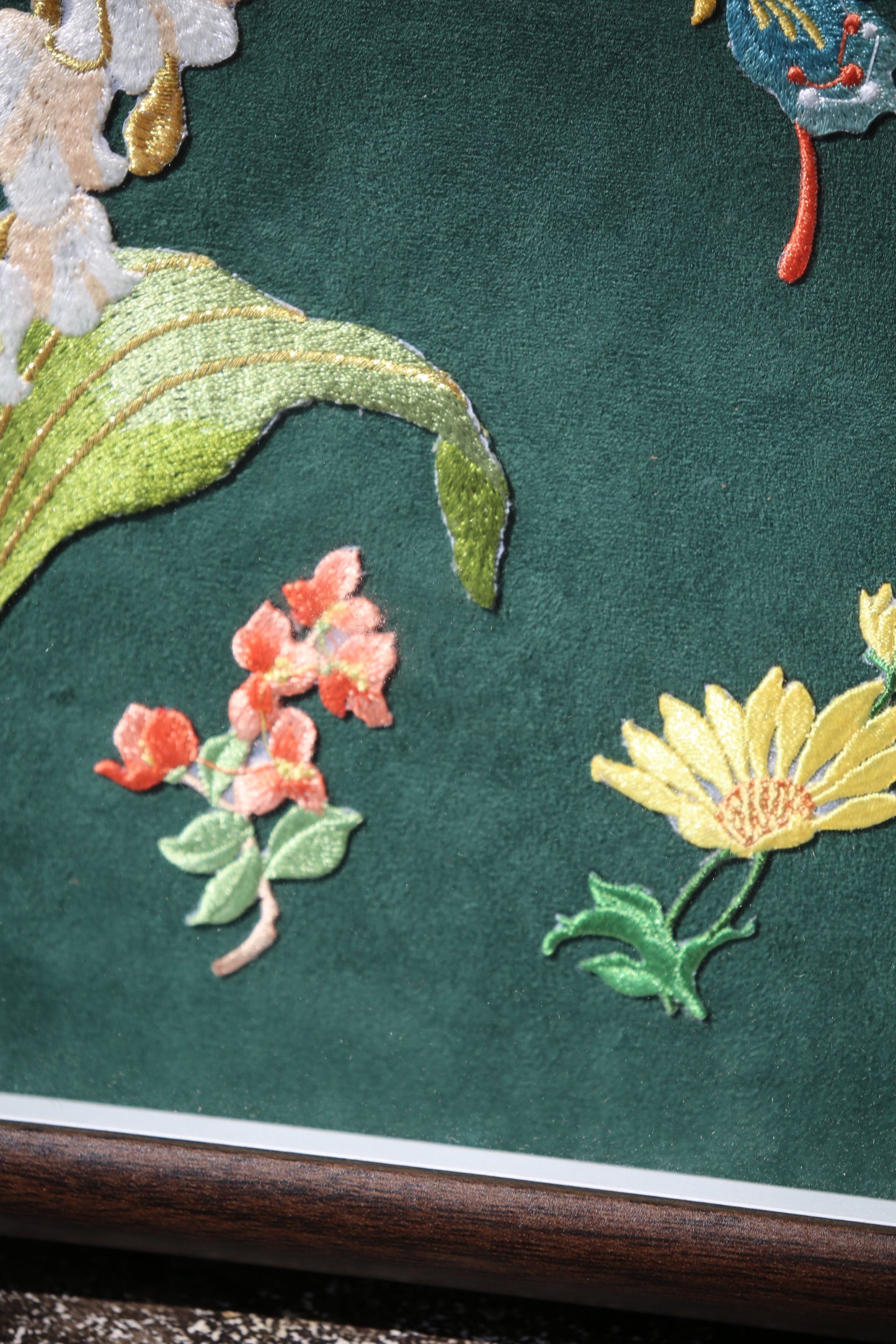 Suede embroidery painting gift box, gift for wife, decorative artwork